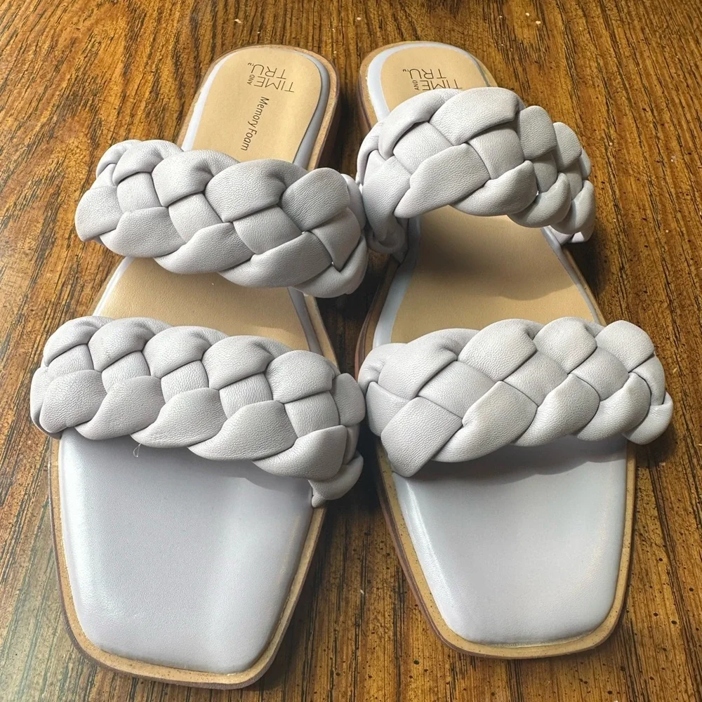 Women's 7 Braided Sandals - Picture 5 of 6